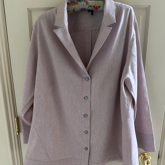 The most flattering ZOZO (IX) top ever.....flawless, EUC - Picture 1 of 13